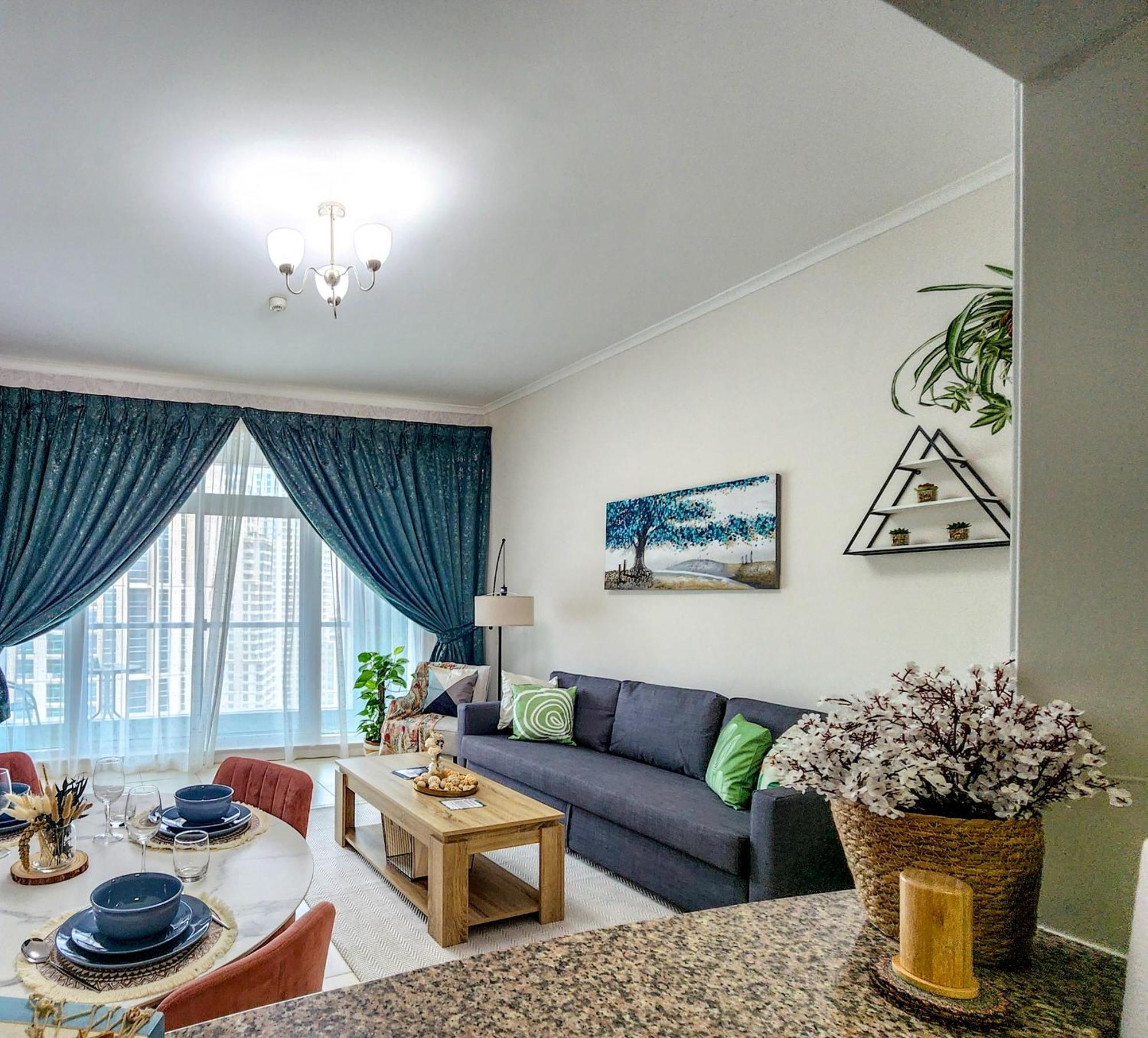 Stunning 1 Bedroom In Marina * Dubaï